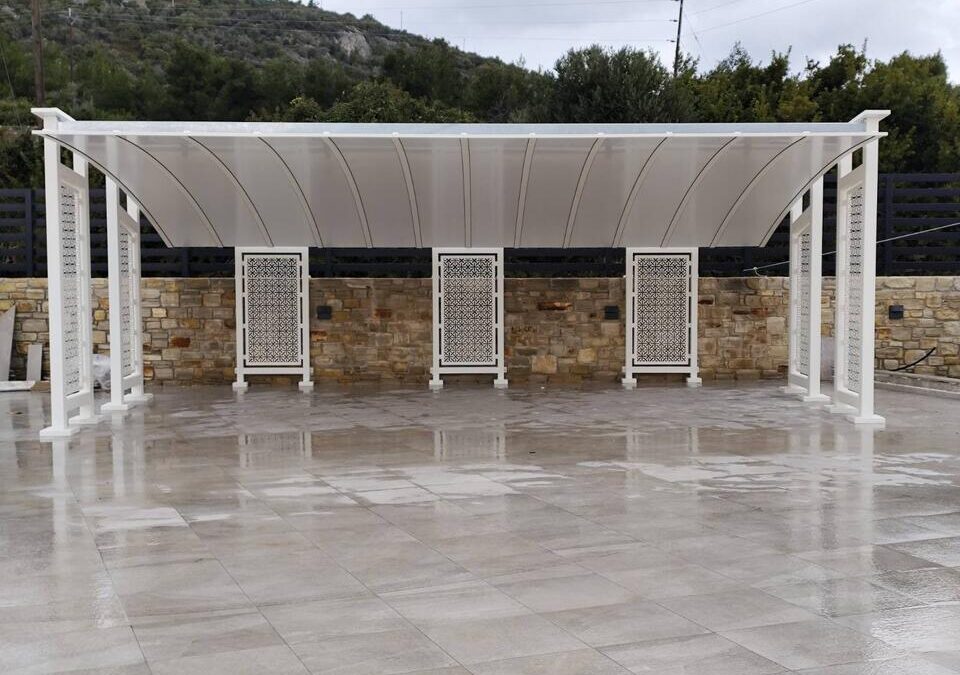 Στέγαστρο αυτοκινήτων με etalbond